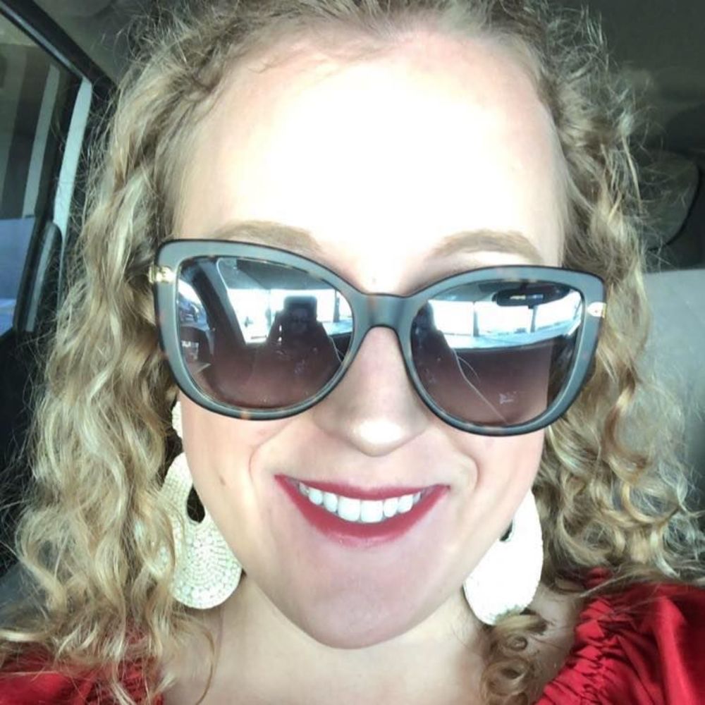 Meet your Posher, Charlynne